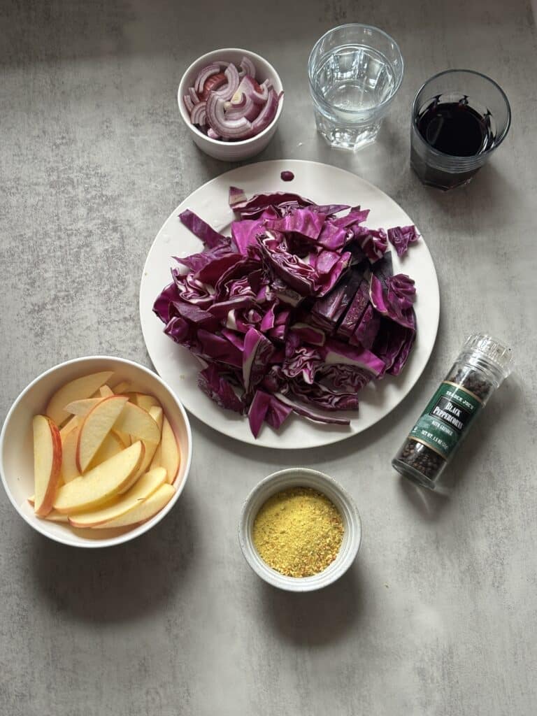 Ingredients for German Cabbage with Apples and no sugar.