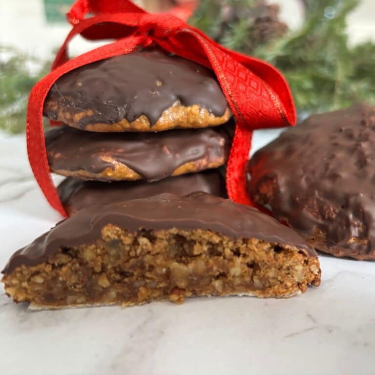 German Lebkuchen Cookie with Dark Chocolate
